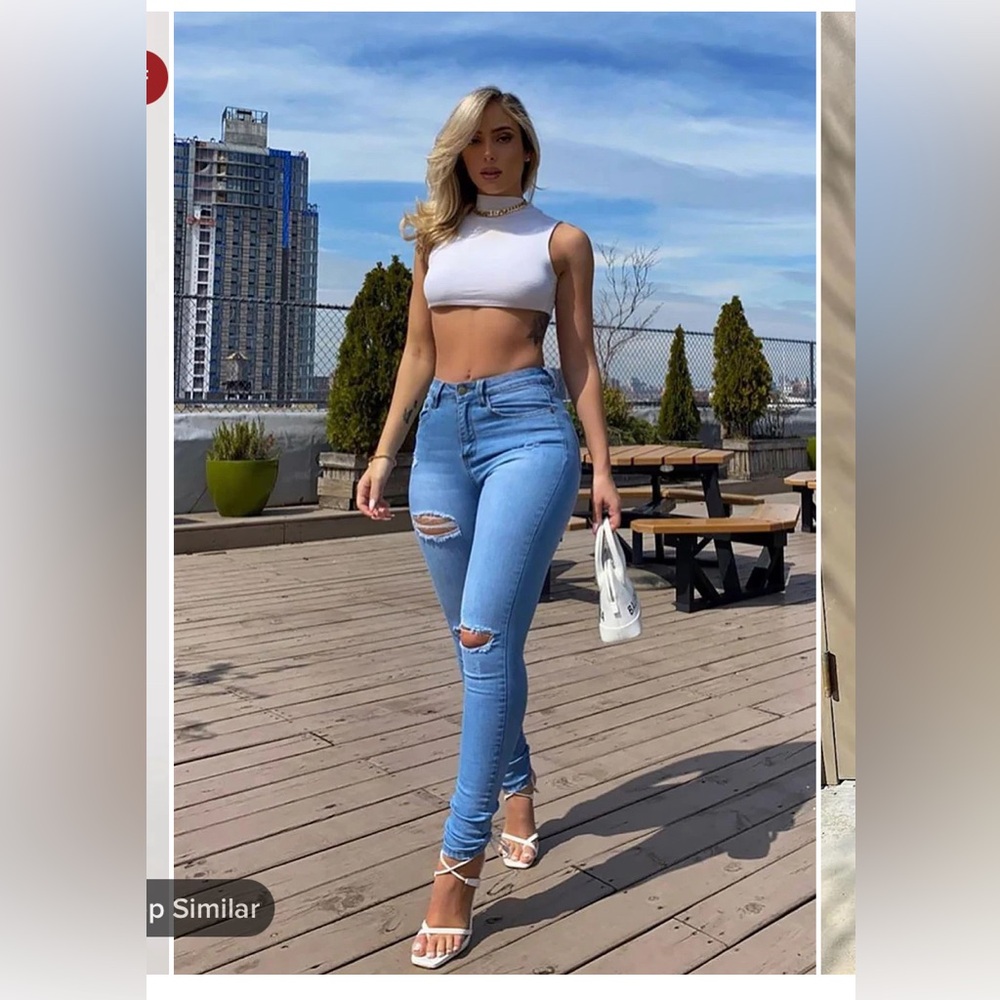 NWT Size 3 Fashion Nova Jeans